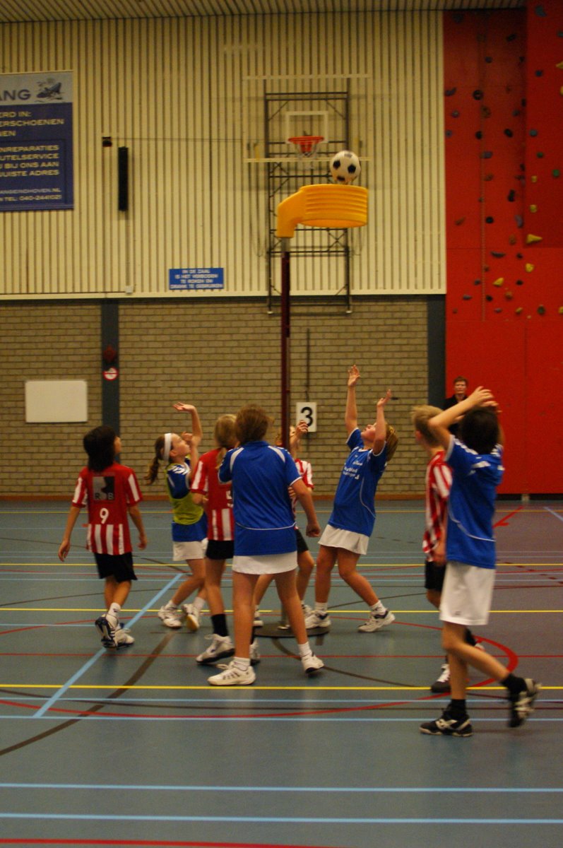 Korfbal D2  12 november-13.JPG